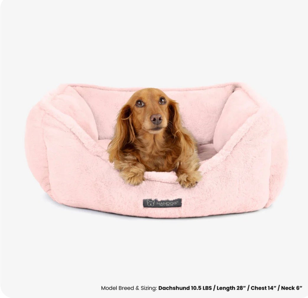 The NANDOG Super Cloud
Reversible Bed in Blush Pink